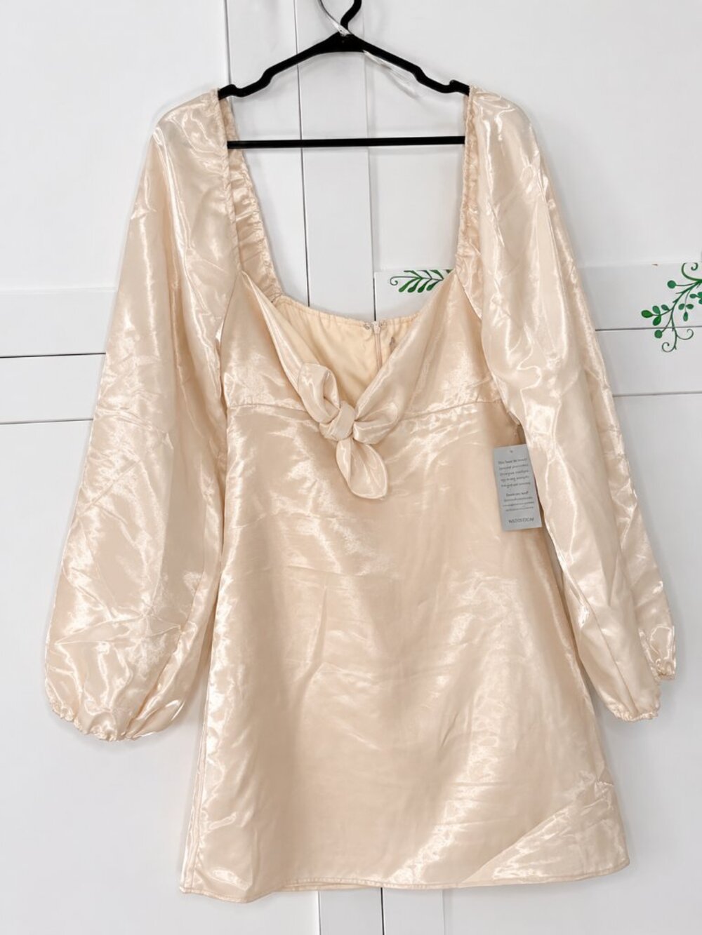 Lulus | Sweet Daydream Satin Puff Sleeve Tie-Front Mini Dress - Size Small